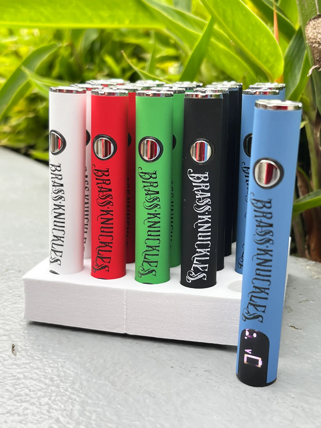 BATERIA BRASS KNUCKLES TIPO C - LED - NEGRO